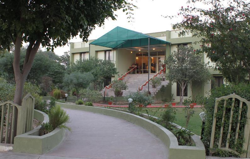 Kadamb Kunj Resort Bharatpur Exteriör bild